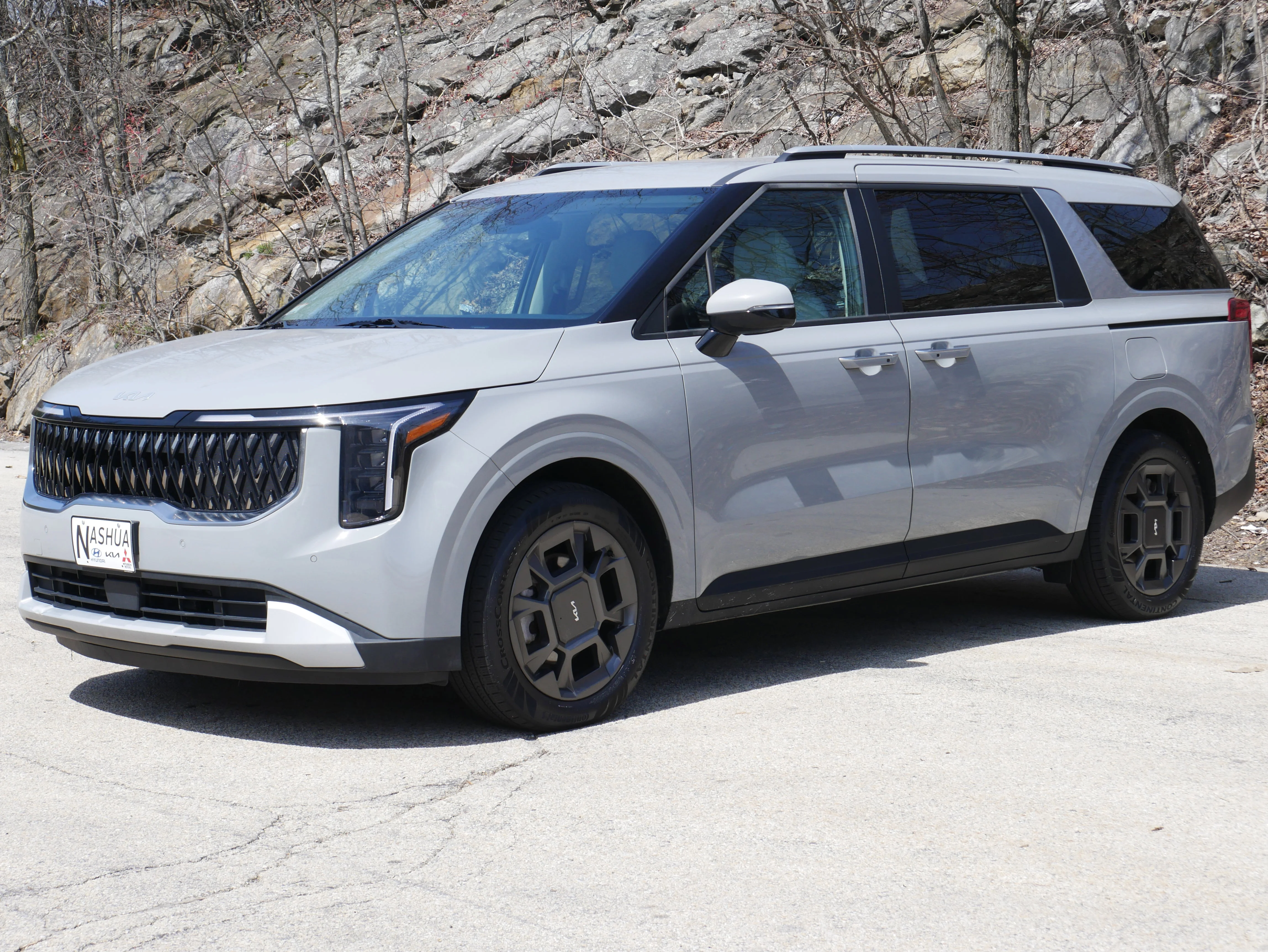 2025 Kia Sedona EX HEV's photo
