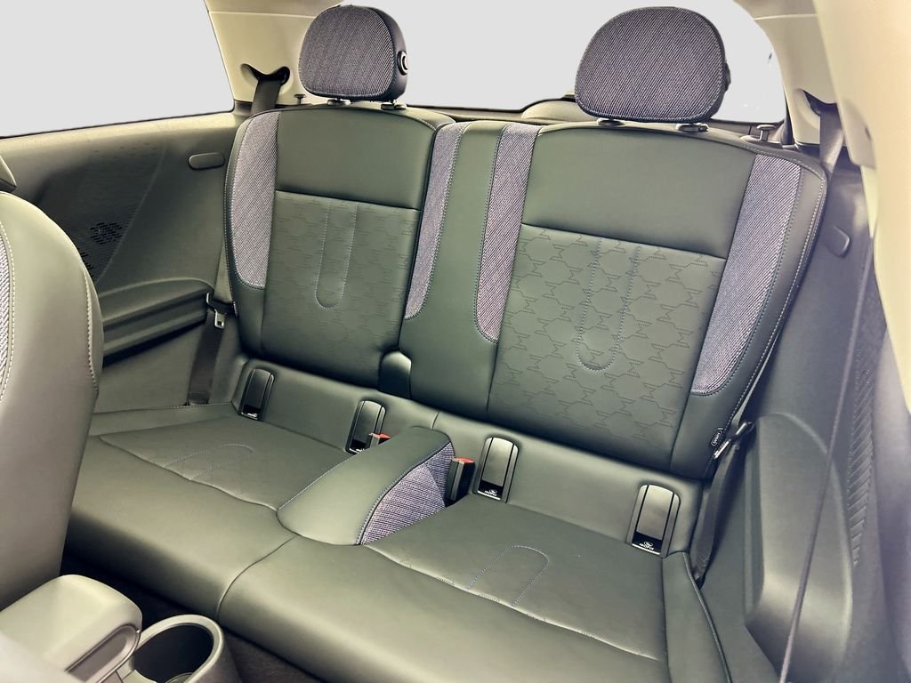 2026 MINI Hardtop 2 Door S - Photo 23