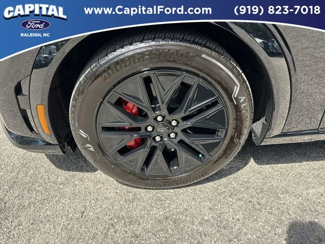 Used 2025 Black Ford Premium image 13