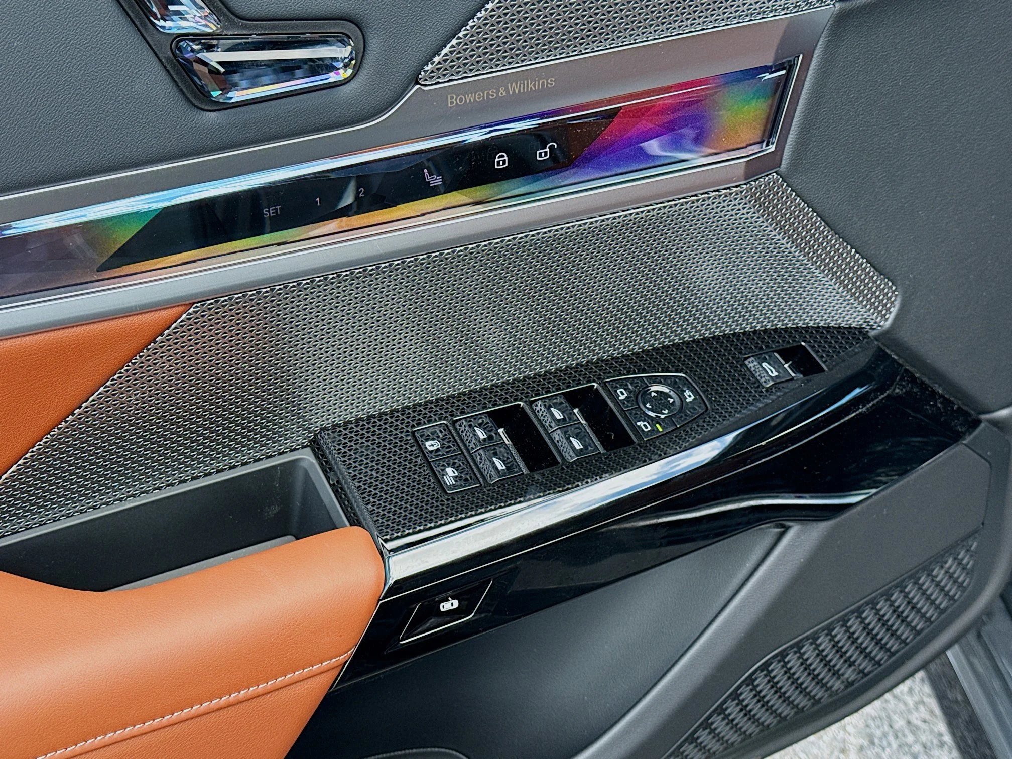 New 2026 Dravit Grey Metallic BMW 760i xDrive image 23