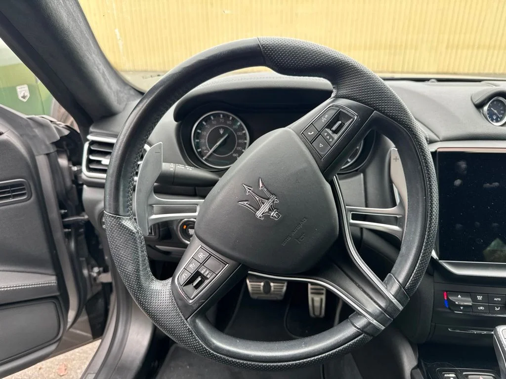 Used 2022  Maserati GT image 8