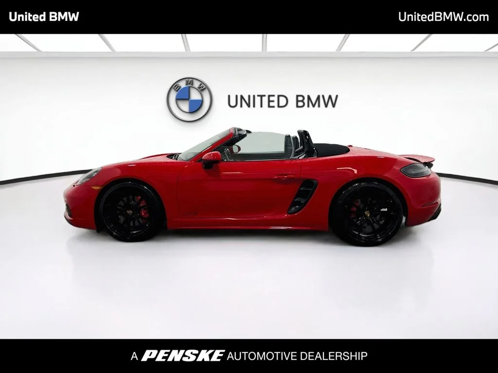 Used 2018 Carmine Red Porsche S image 8