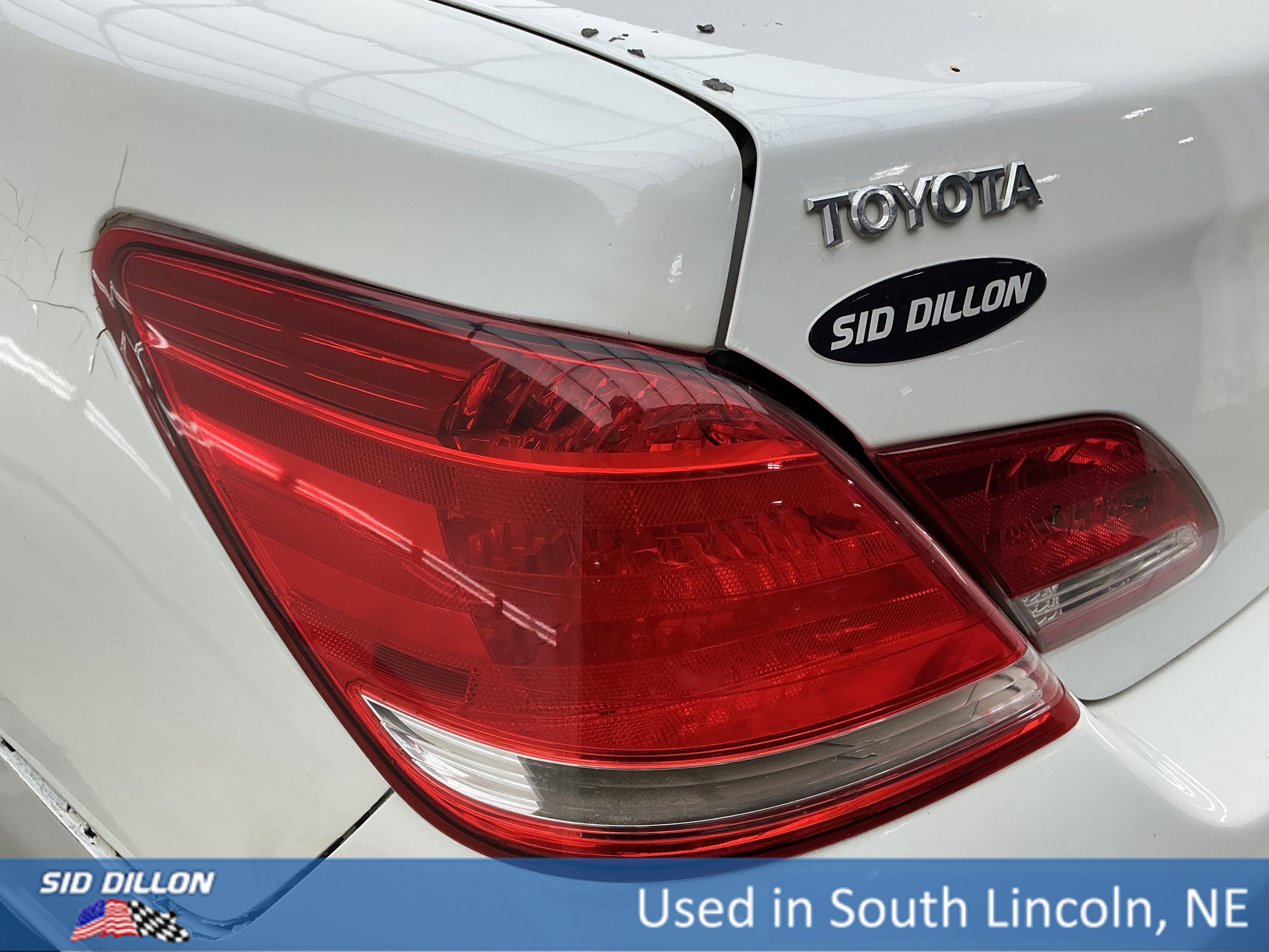 Used 2005 Blizzard Pearl Toyota XLS image 21