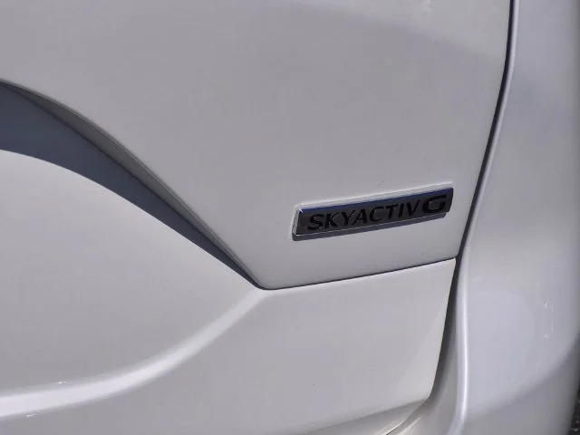 Used 2025 Rhodium White Metallic Mazda 2.5 S Carbon Edition AWD image 10