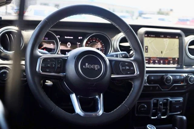 Used 2023 White Jeep Sahara image 8
