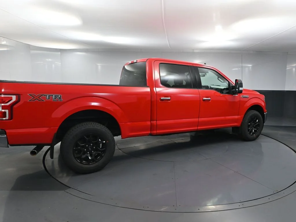Used 2020 Red Ford XLT image 3