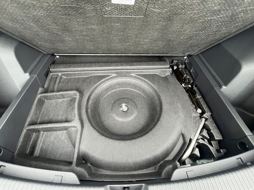 New 2026 Gray Volkswagen 2.0T SE w/Technology image 27