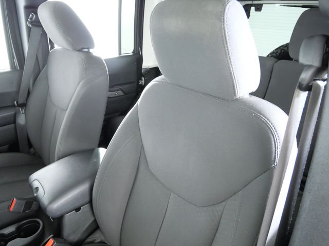Used 2017 Black Jeep Unlimited Sport image 21