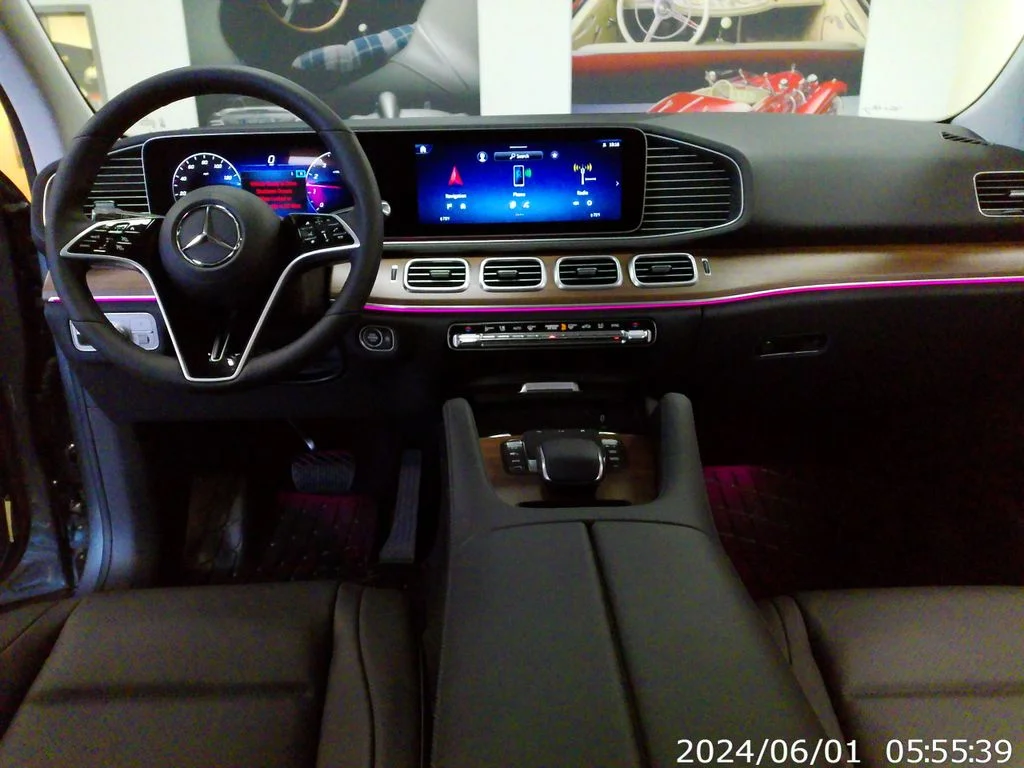 Certified Used 2026 Selenite Grey Metallic Mercedes-Benz GLE 350 image 14