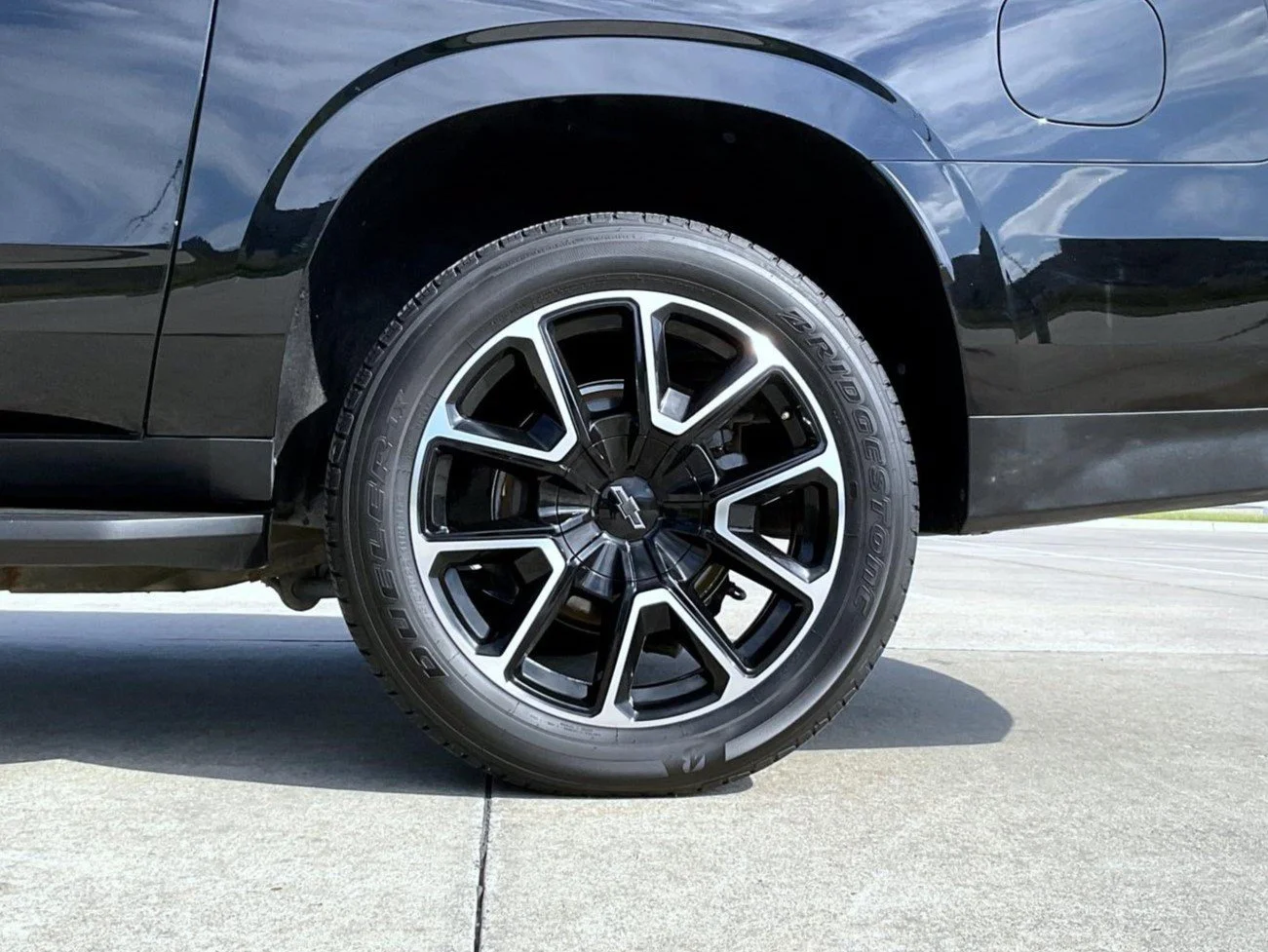 Used 2021 Black Chevrolet RST image 25