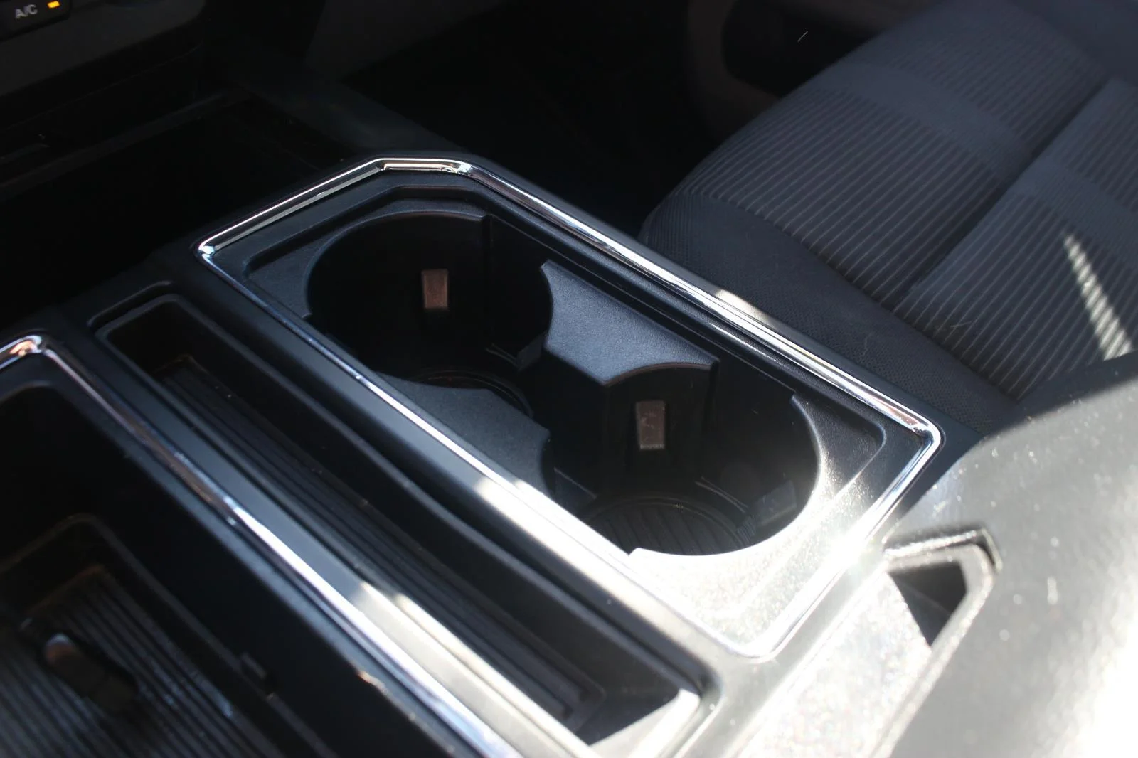 Used 2020 Grey Ford XL image 24