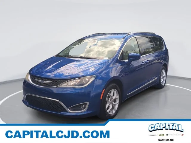 Used 2019 Blue Chrysler Touring L image 1