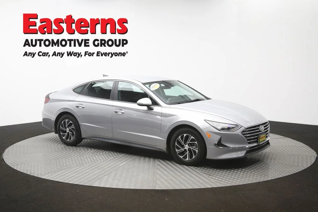 Used 2023 Silver Hyundai Blue image 50