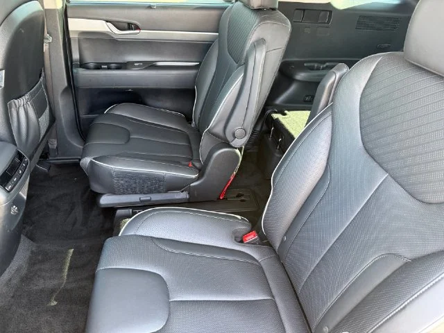 Used 2025 Graphite Hyundai XRT image 30