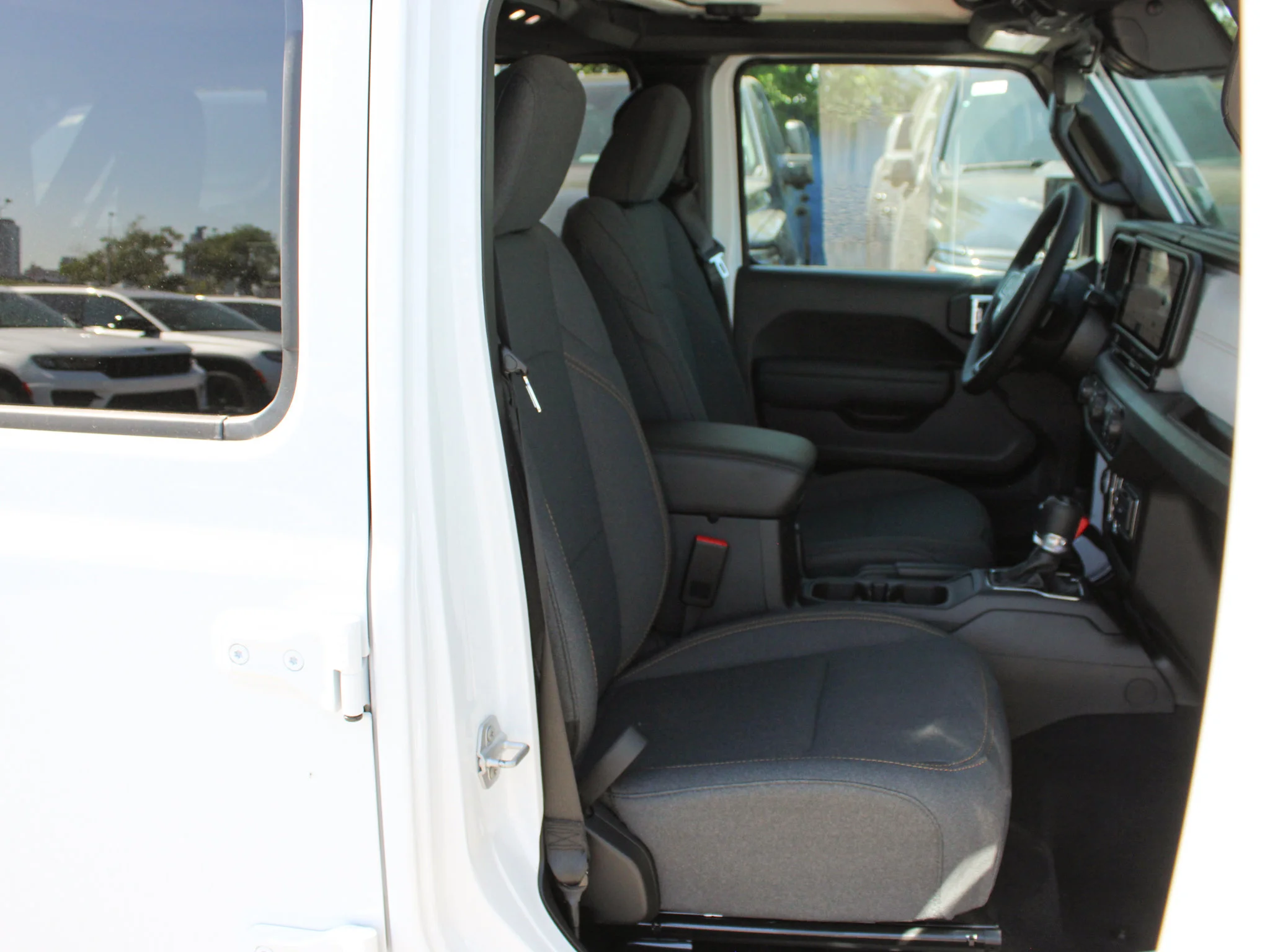 Used 2025 White Jeep Sport S* 4 Door 4x4, Remote Start, Heated Seats/Wheel image 11