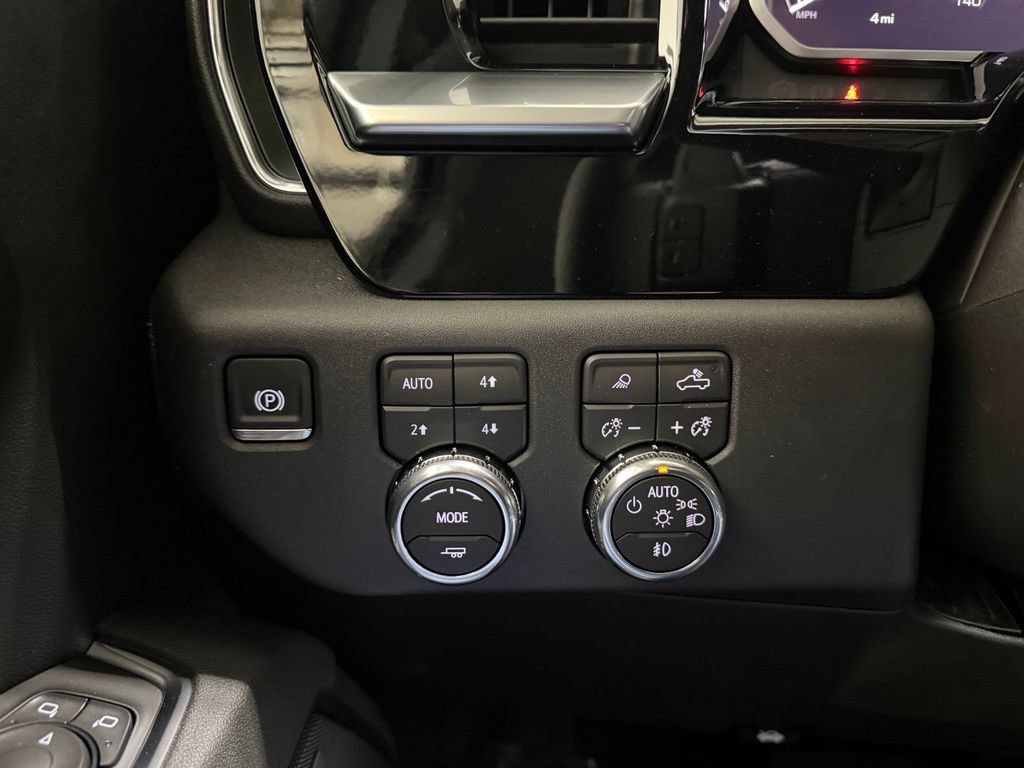 2026 GMC Sierra 1500 SLT - Photo 14