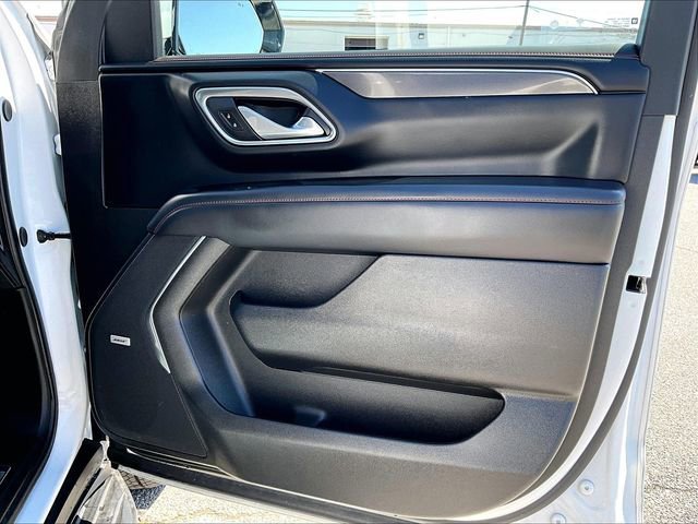 Used 2024 Summit White Chevrolet RST image 12