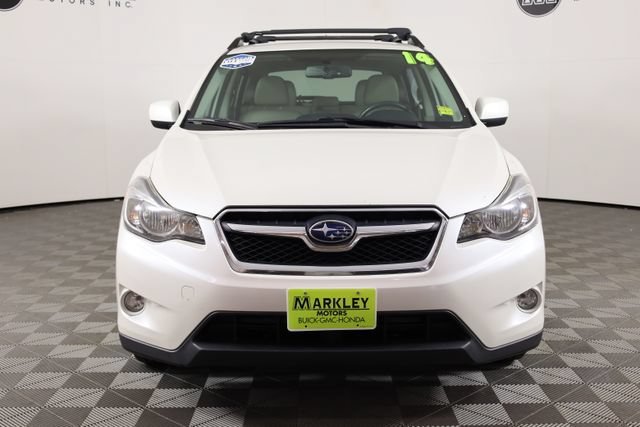Used 2014 White Subaru 2.0i Limited image 24