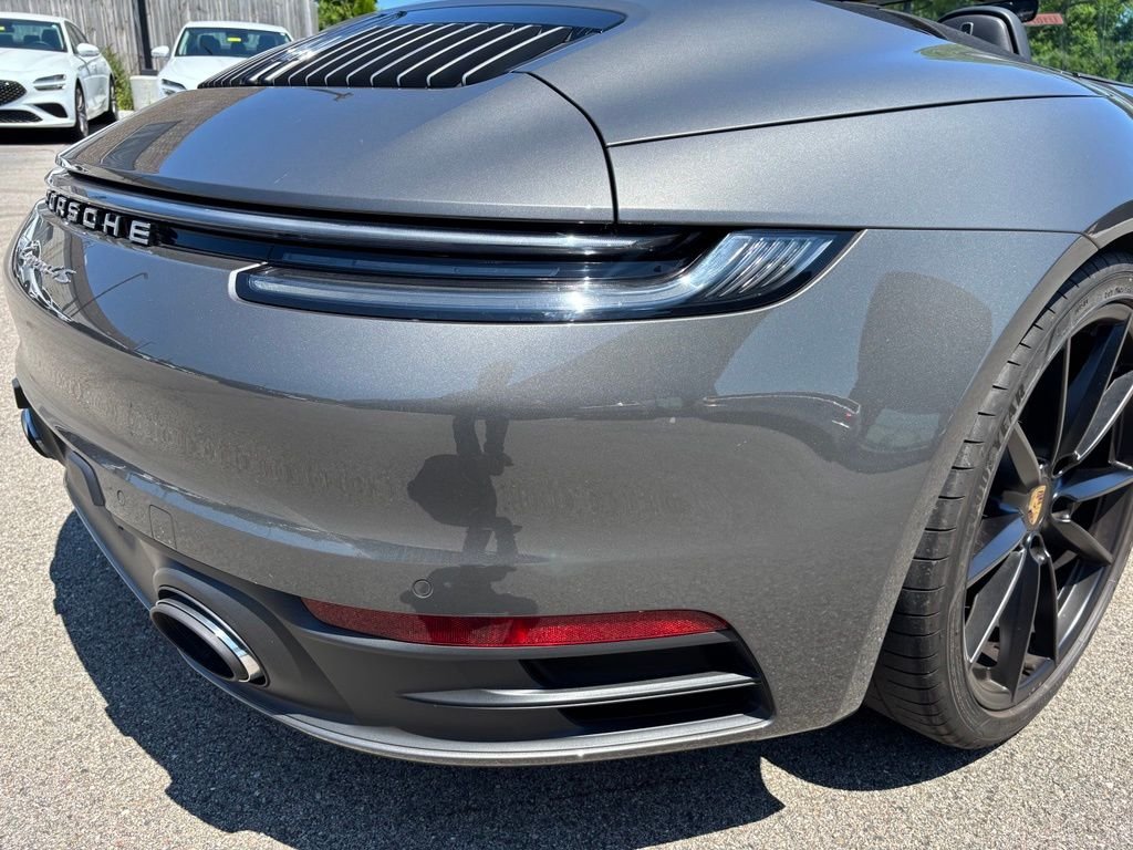 Used 2021  Porsche Carrera 4S image 21