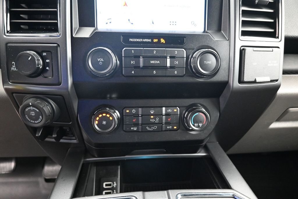 Used 2019 Gray Ford XLT image 20