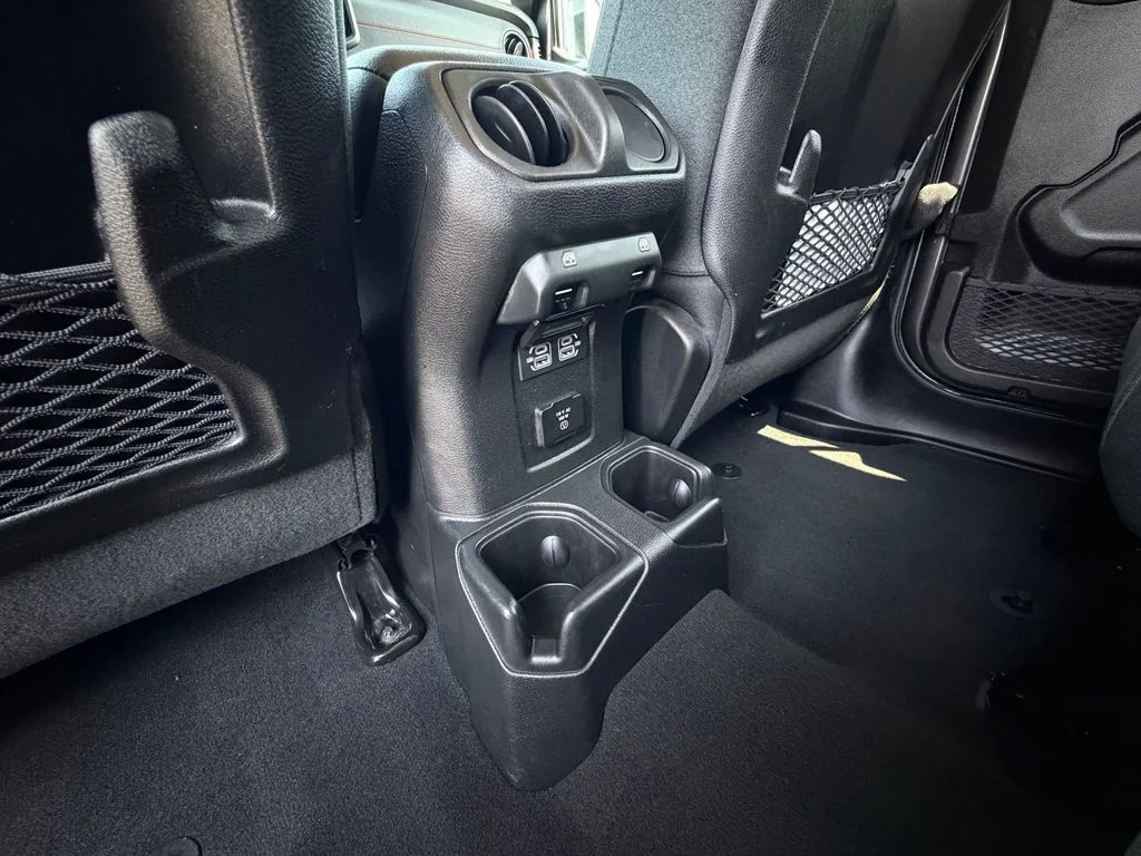Certified Used 2025 Gray Jeep Rubicon image 28