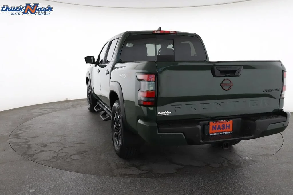 Used 2023 Green Nissan Crew Cab PRO-4X 4x4 image 10