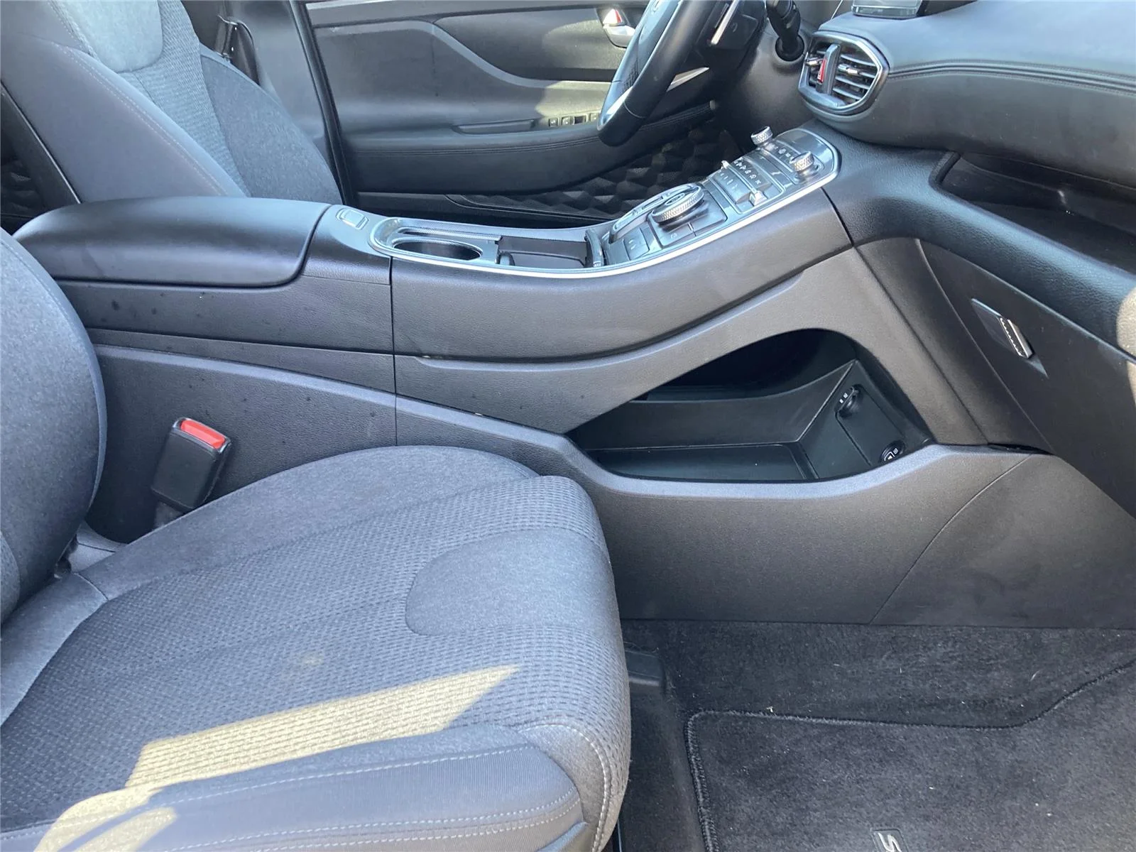 Used 2023 Twilight Black Hyundai SEL image 31