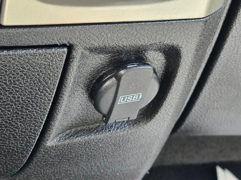 Used 2020 Silver Ram SLT image 19