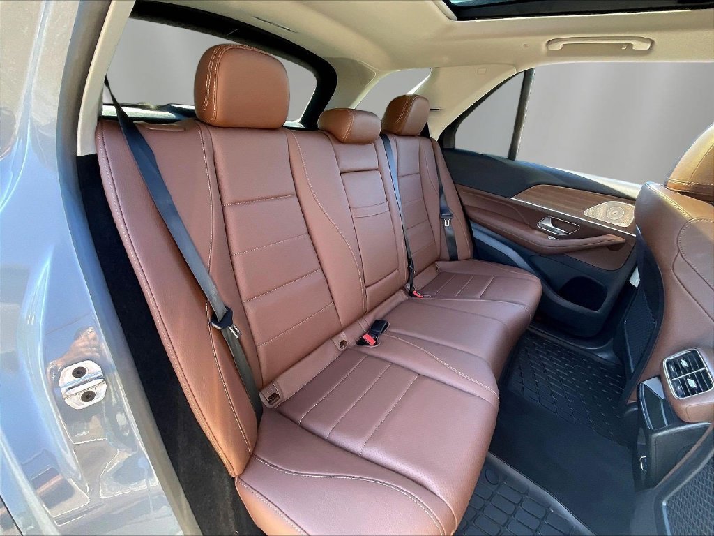 Certified Used 2025 MANUFAKTUR Alpine Gray Mercedes-Benz GLE 350 image 26