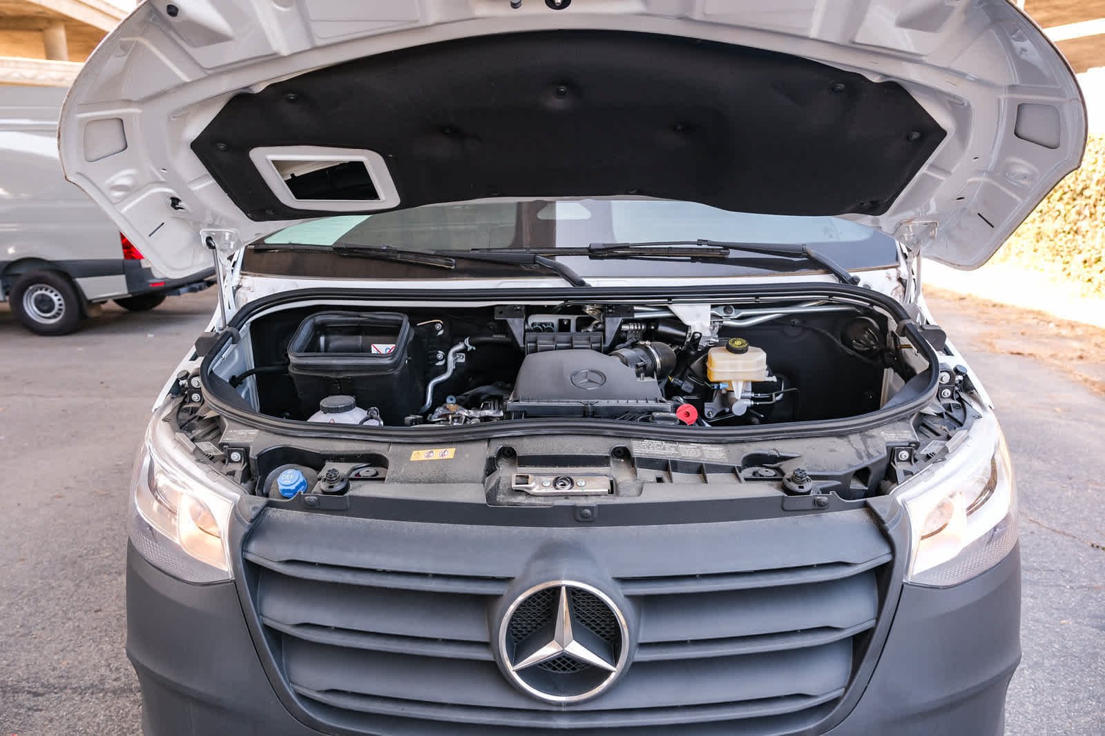New 2025 Arctic+White Mercedes-Benz Cargo 144WB High Roof RWD 2.0L I4 Diesel Turbo SO image 61
