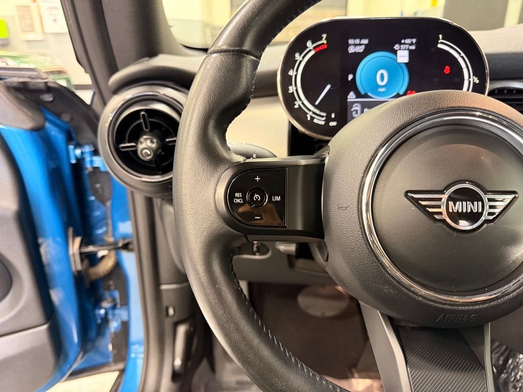 Certified Used 2023 Island Blue metallic MINI  image 11