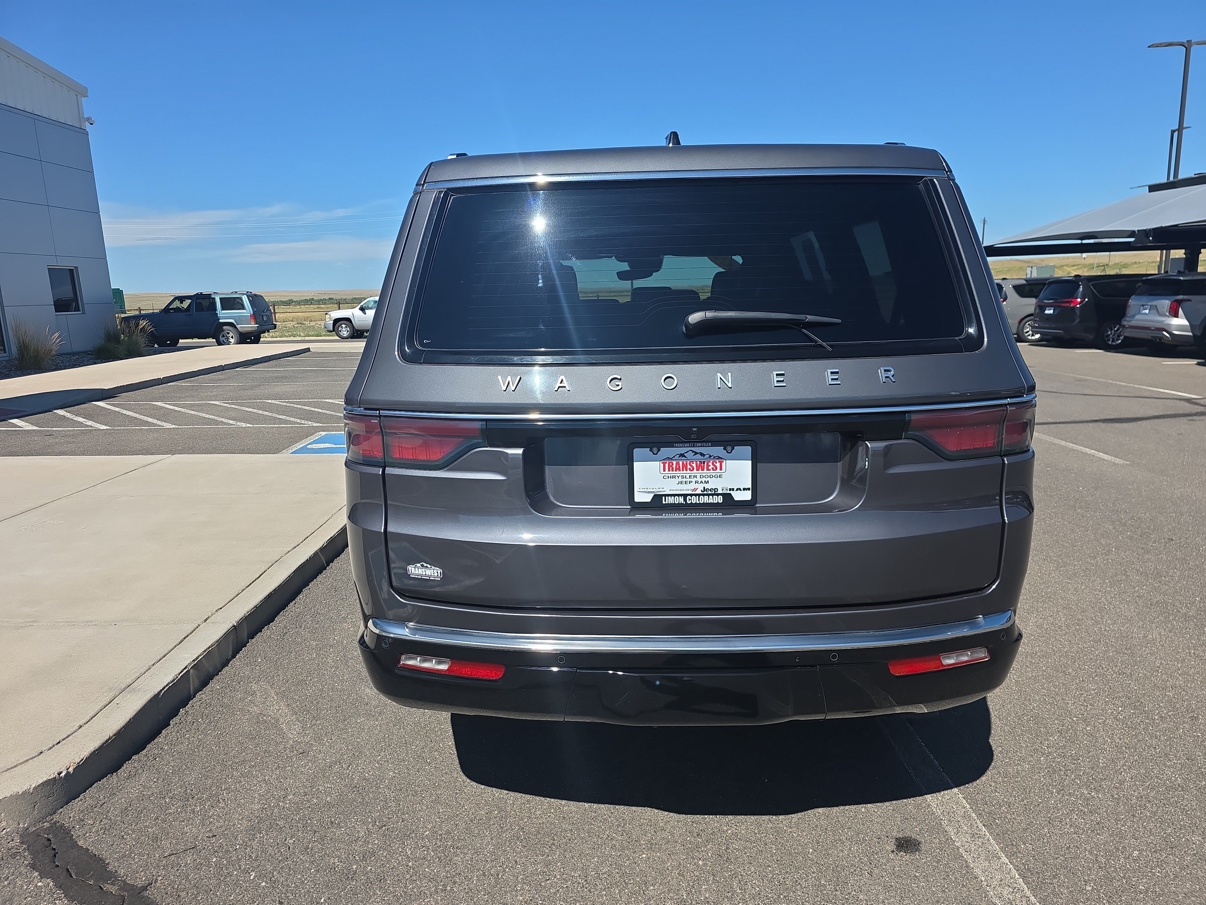 2024 Jeep Wagoneer Series III - Photo 7