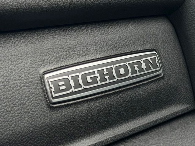New 2026 Hydro Blue Pearl-Coat Exterior Paint RAM BIG HORN image 33