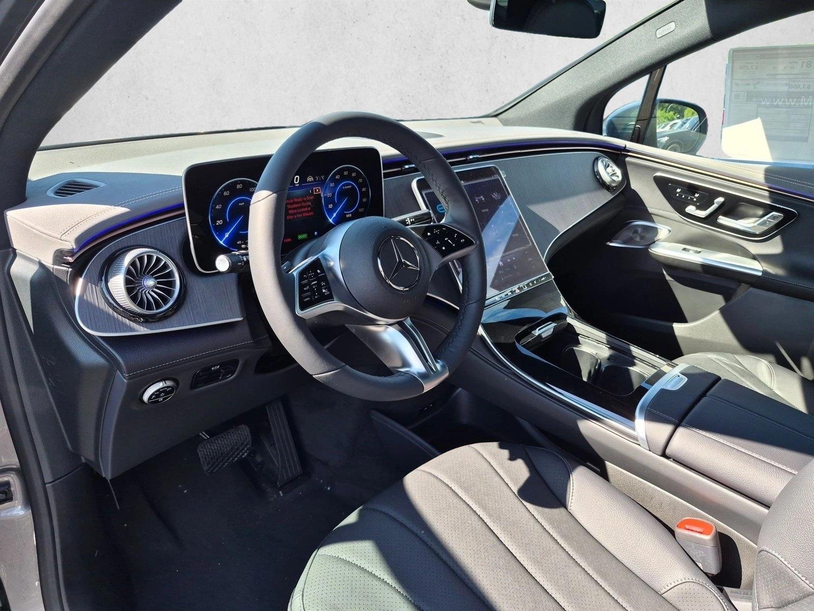 New 2026 Selenite Grey Metallic Mercedes-Benz EQE320 image 3