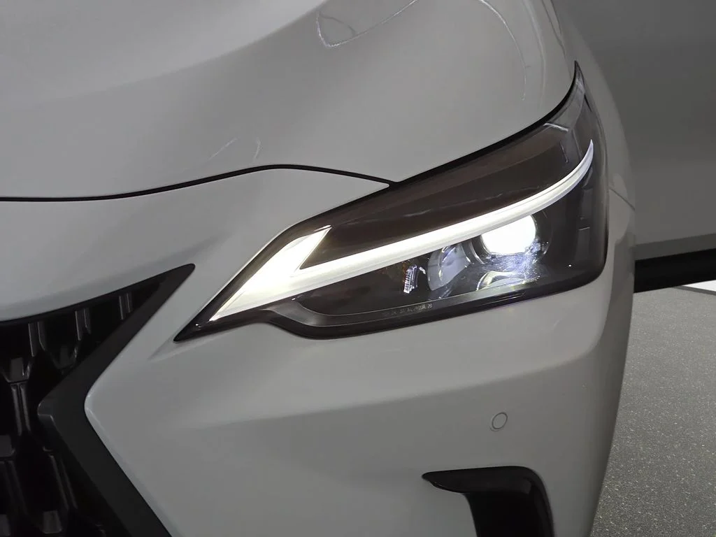 New 2026 Ultra White Lexus PREMIUM image 29