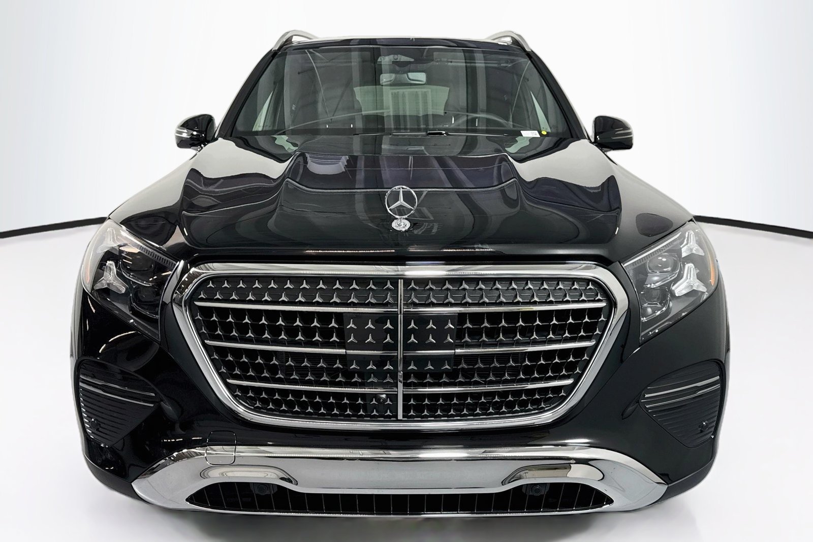 New 2027 Black Mercedes-Benz GLS 450 image 2