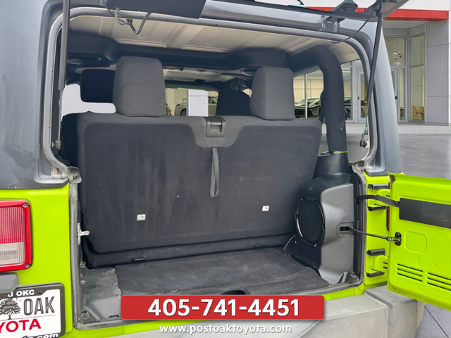Used 2012 Beige Jeep Rubicon image 13