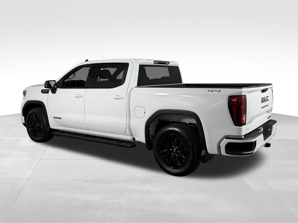 Used 2024 Summit White GMC Elevation image 9