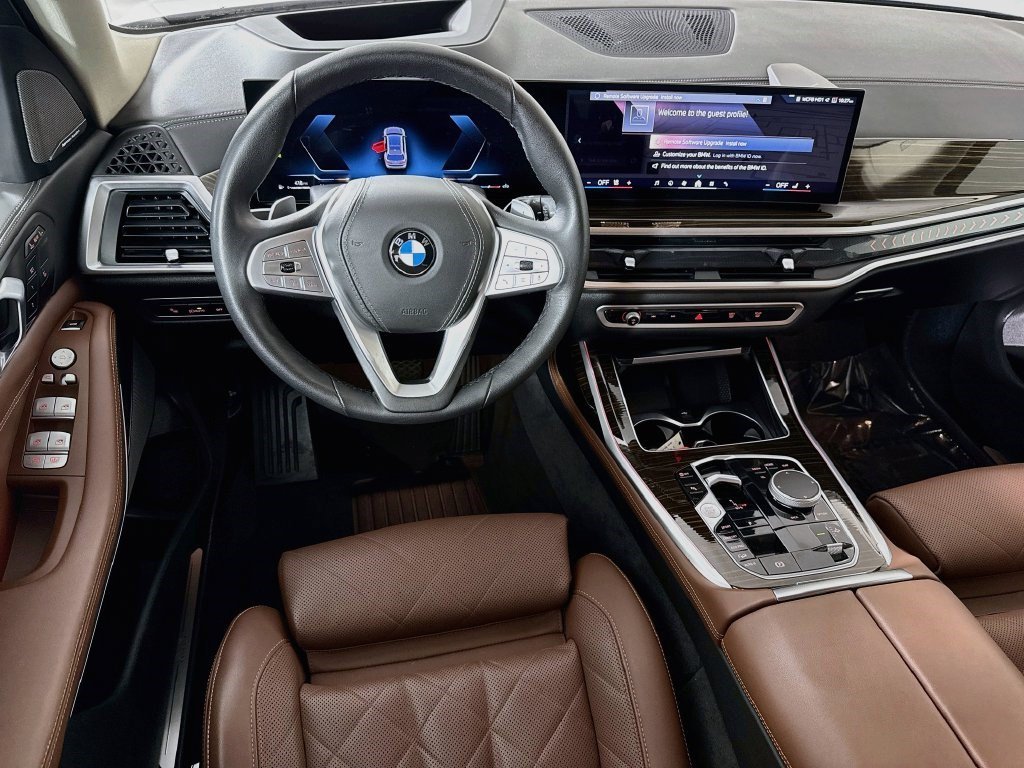 Used 2026 Skyscraper Gray Metallic BMW xDrive40i image 13