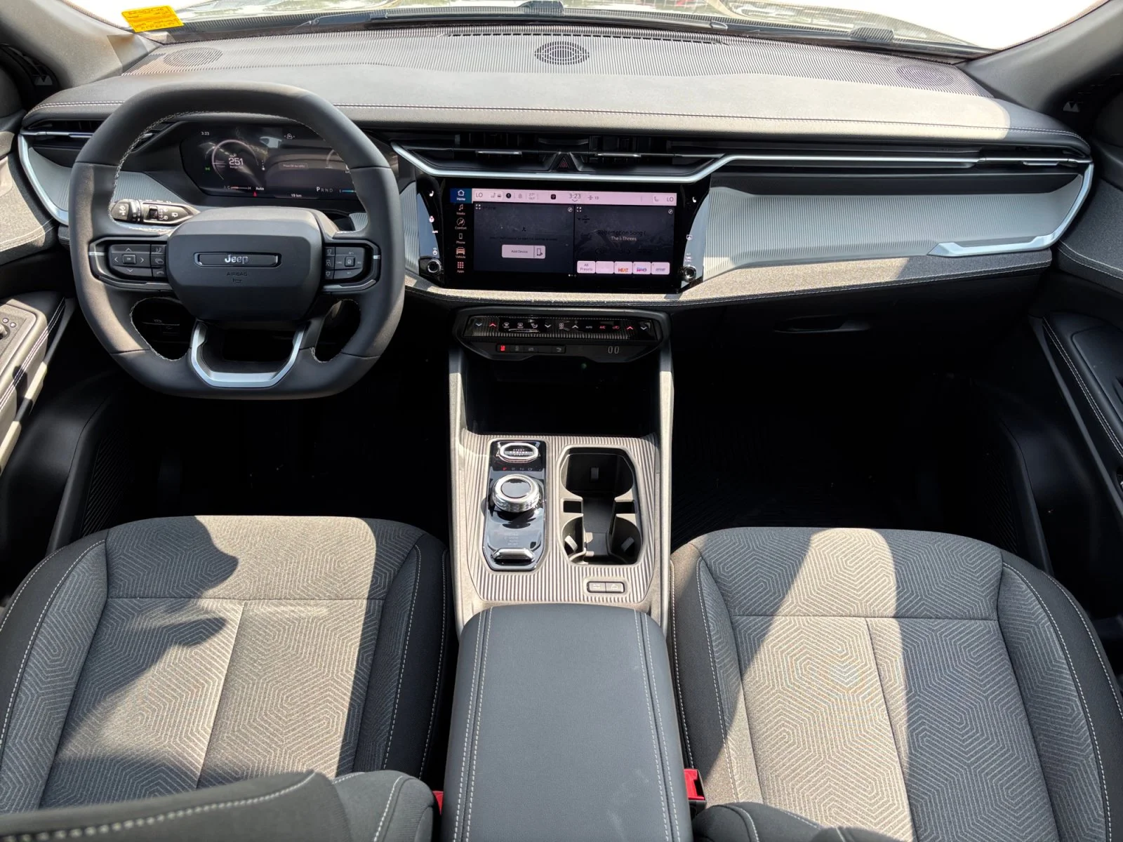 New 2026 STING-GREY Jeep Laredo image 12