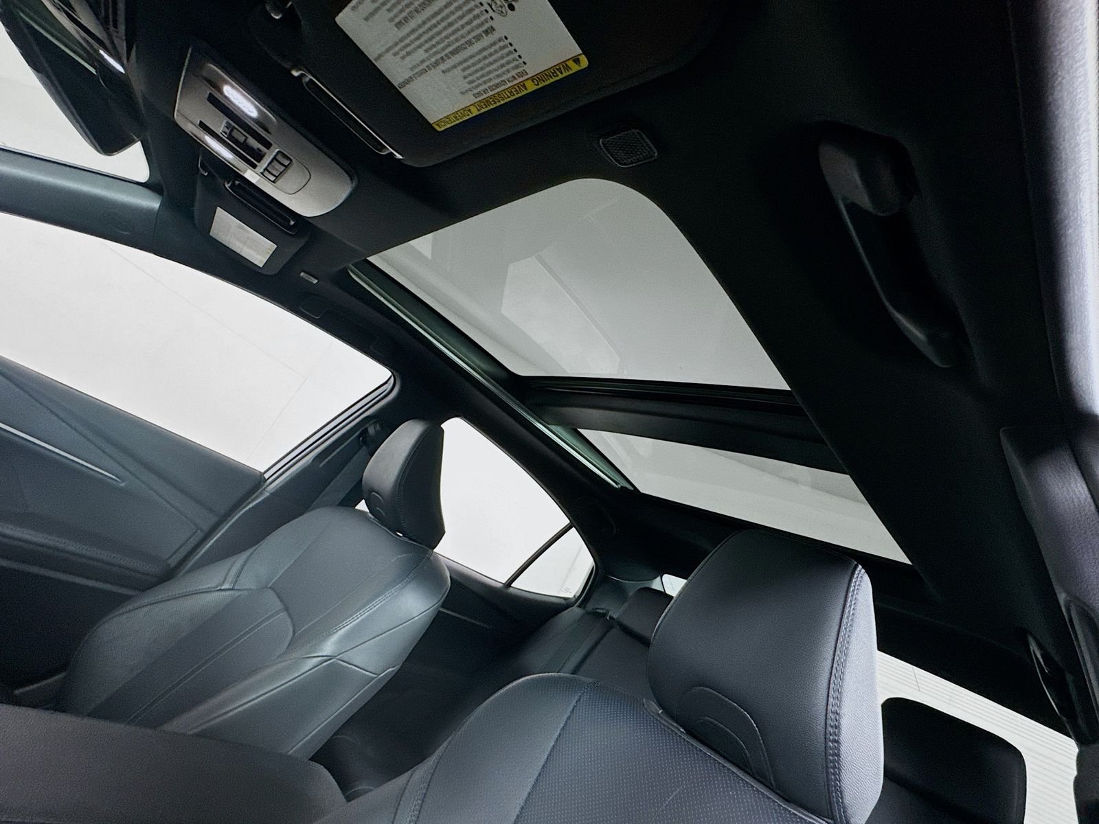 2025 Toyota Camry XSE - Photo 15