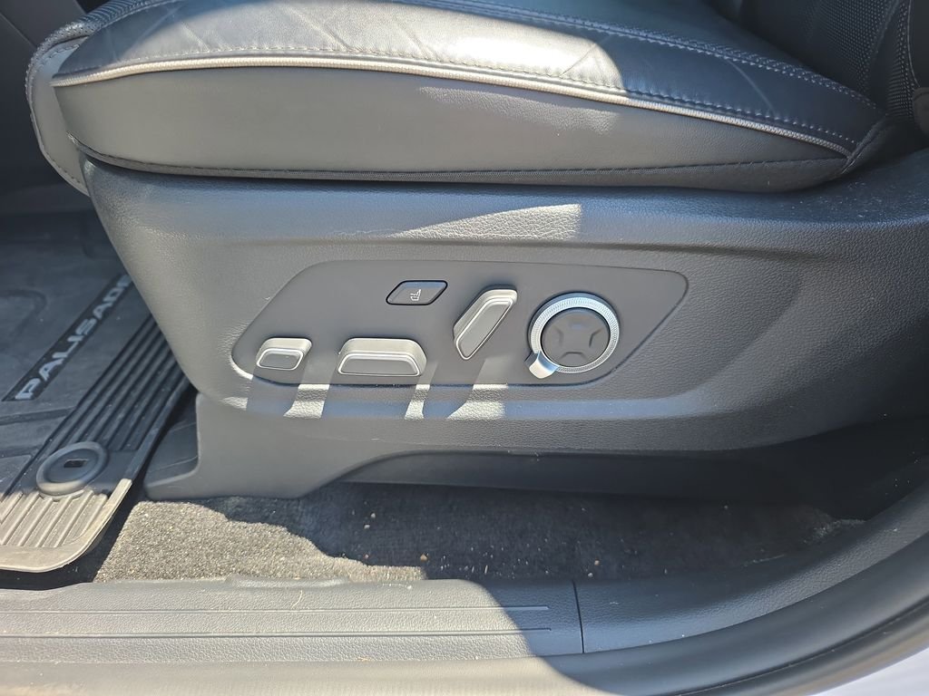Certified Used 2025 Hyper White Hyundai Calligraphy image 12