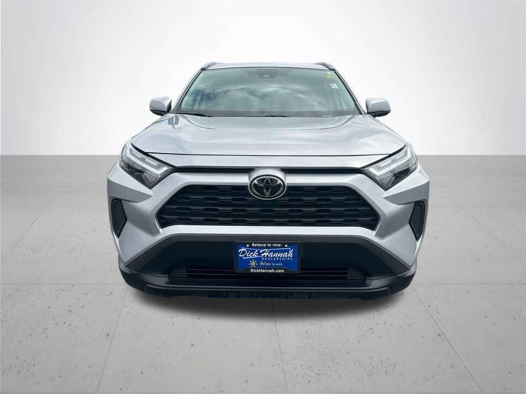 Used 2025 Silver Sky Metallic Toyota XLE image 3