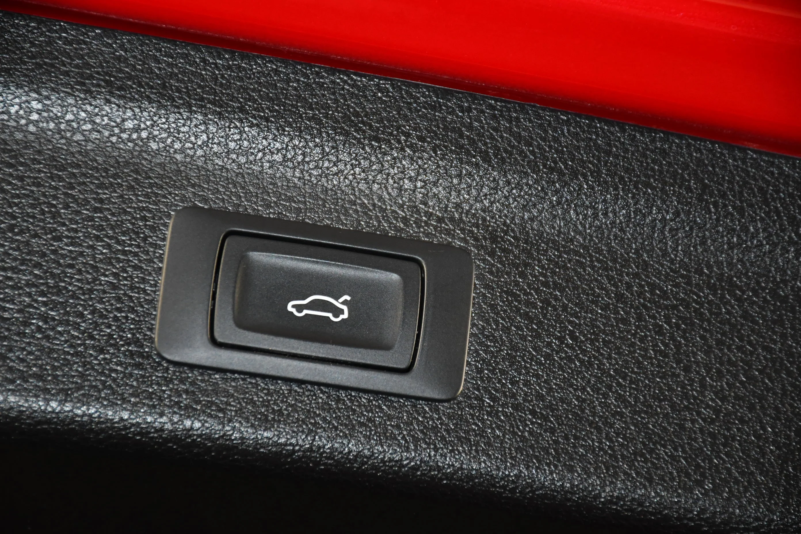 Used 2025 Red Audi S line Premium image 52
