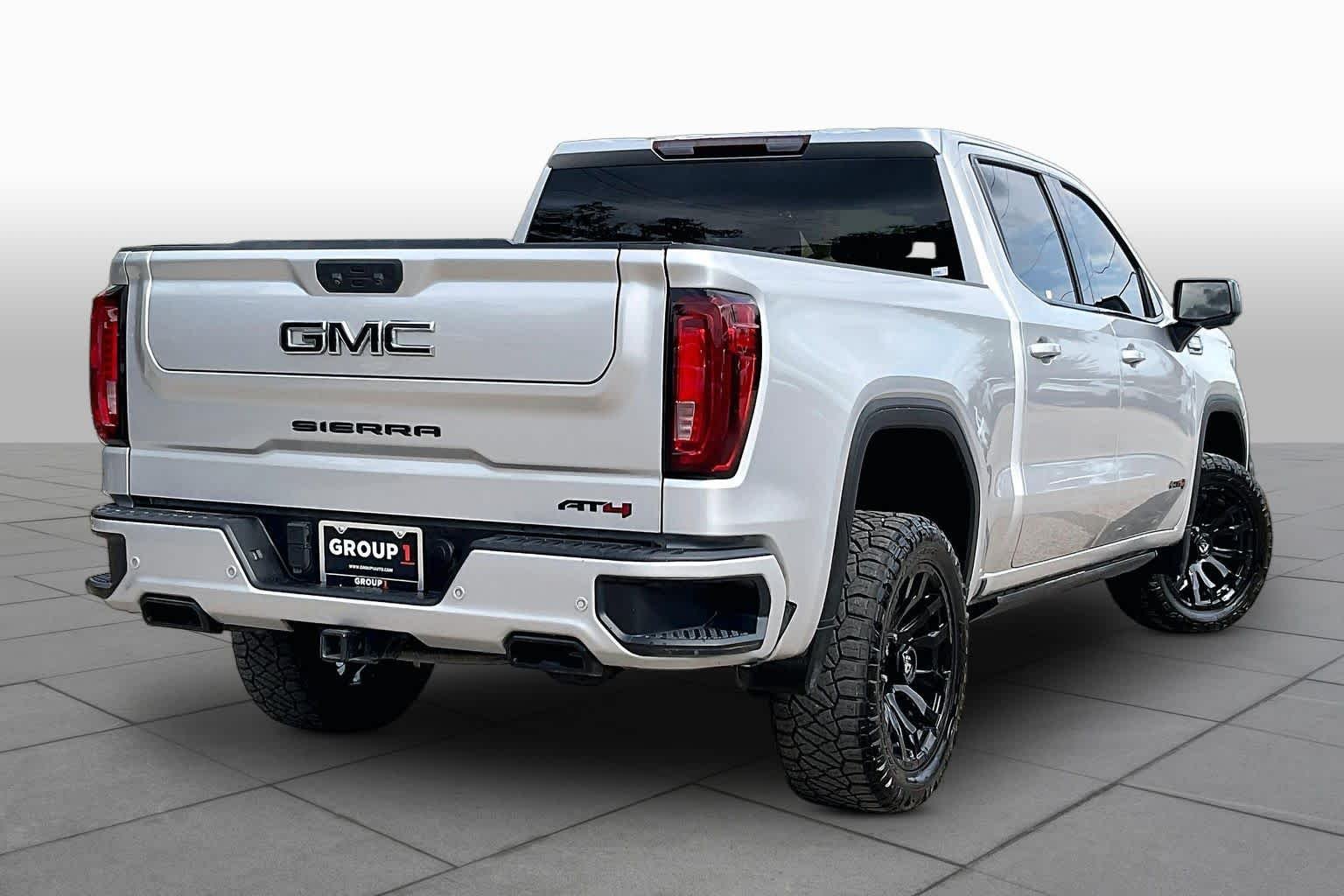 Used 2022 Quicksilver Metallic GMC AT4 image 13
