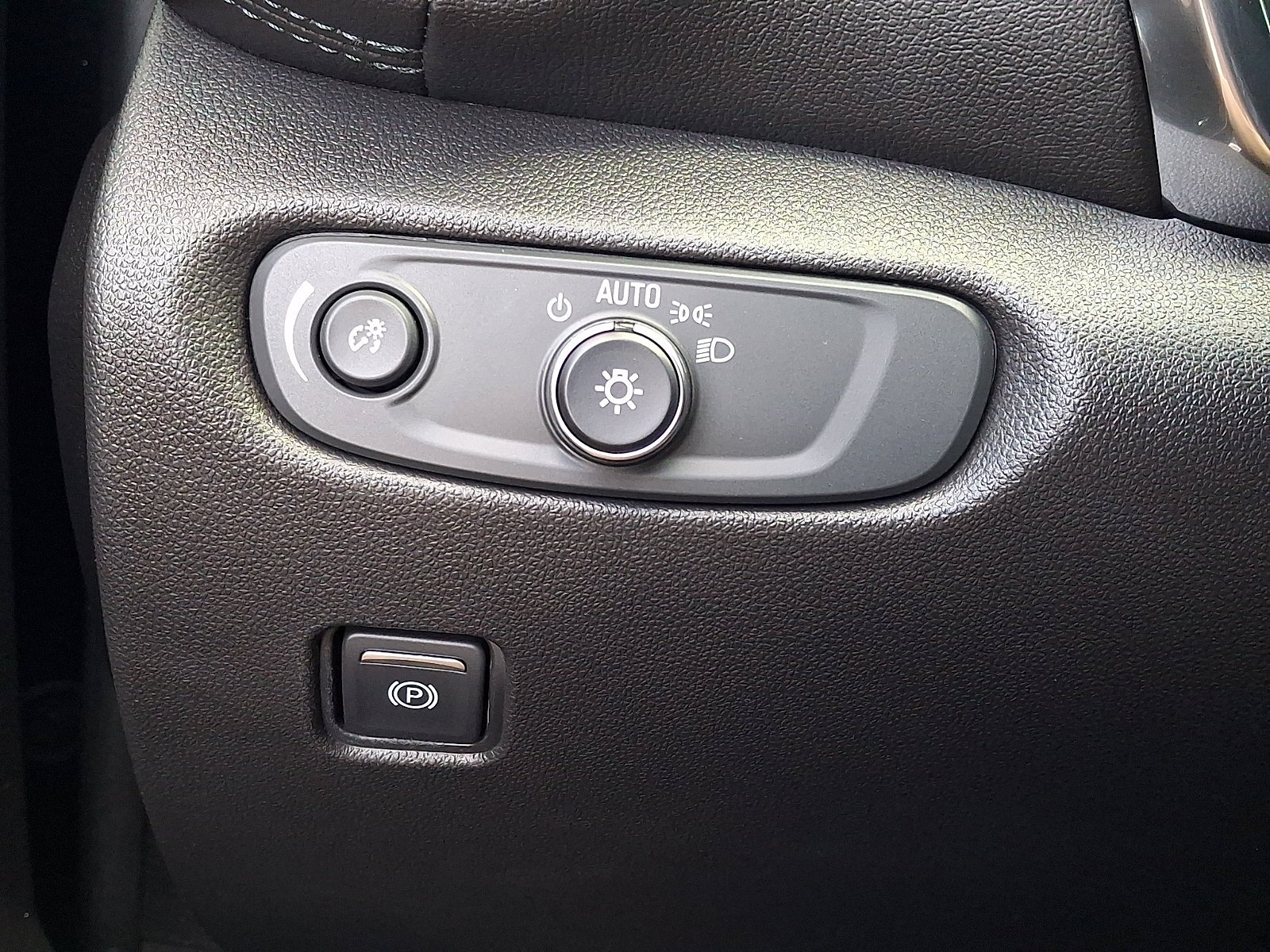 Used 2019 Graphite Metallic Chevrolet Base image 24