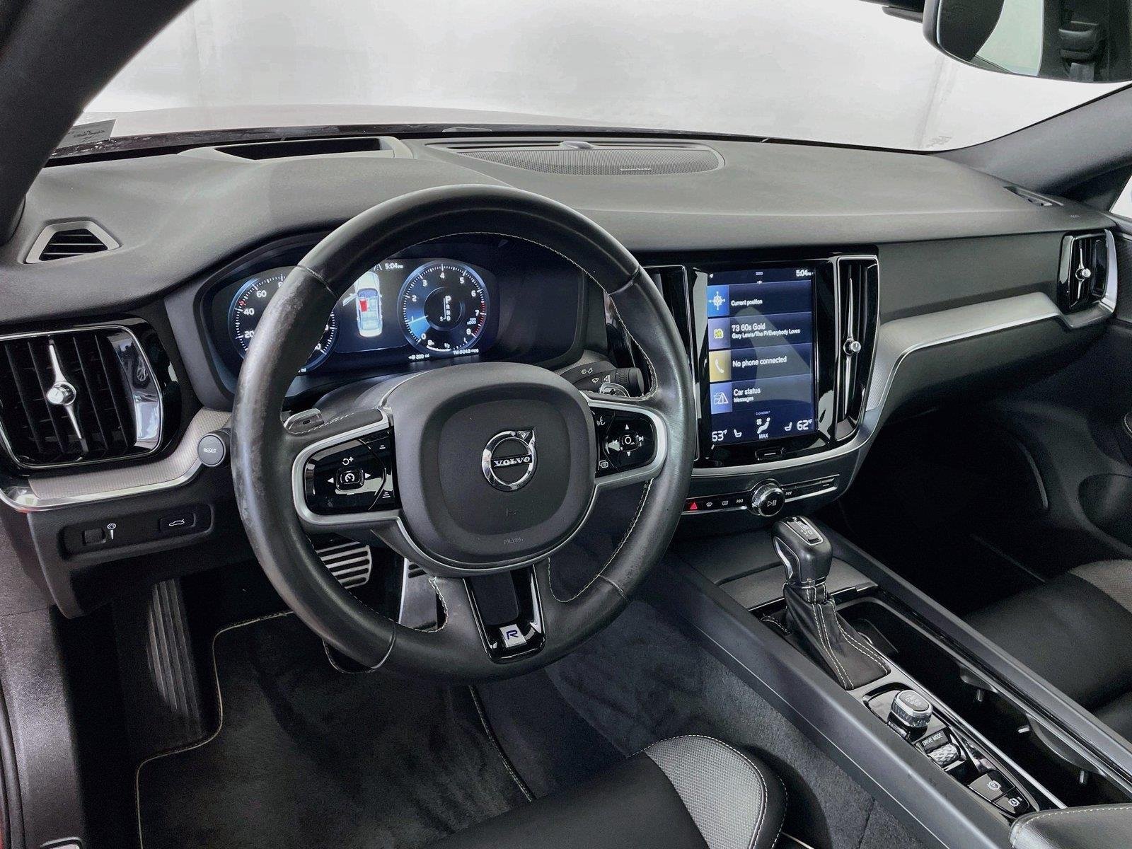 Used 2019 Fusion Red Metallic Volvo R-Design image 12