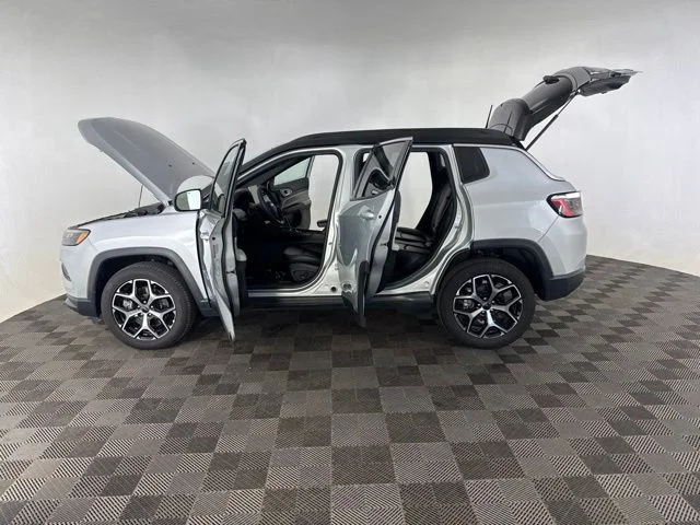 Used 2025 Silver Jeep Limited image 12