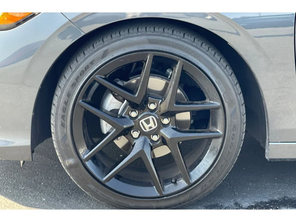 Used 2025 METEORITE GRAY METALLIC Honda Sport image 10
