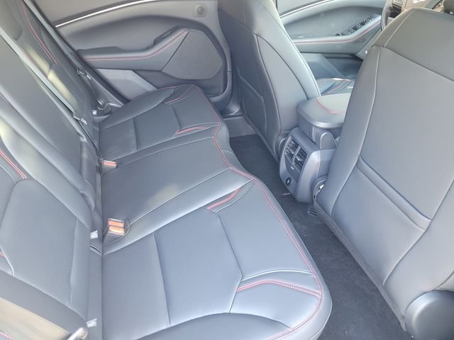 New 2025 Glacier Gray Metallic Tri-coat Ford Premium image 31